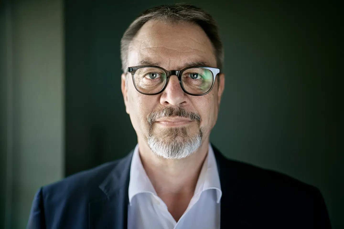 Kim Tolstrup står i spidsen for Skattestyrelsens specialiserede vagthund Særlig Kontrol, som med sine 360 medarbejdere har ansvaret for at bekæmpe den organiserede økonomiske kriminalitet på skatteområdet. Nu får han et nyt våben til at fælde de kriminelle og deres hjælpere.