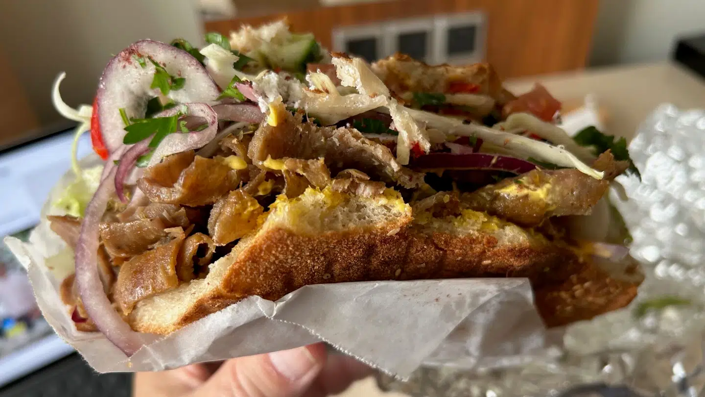 B.T.s Henrik Ørholst har været en tur på Berliner Gemüse Döner i Aarhus