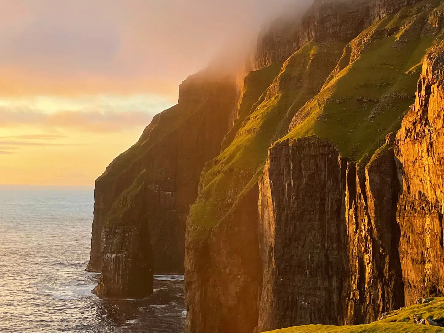 Færøernes ønske om selvstændighed kan være i strid med Grundloven.