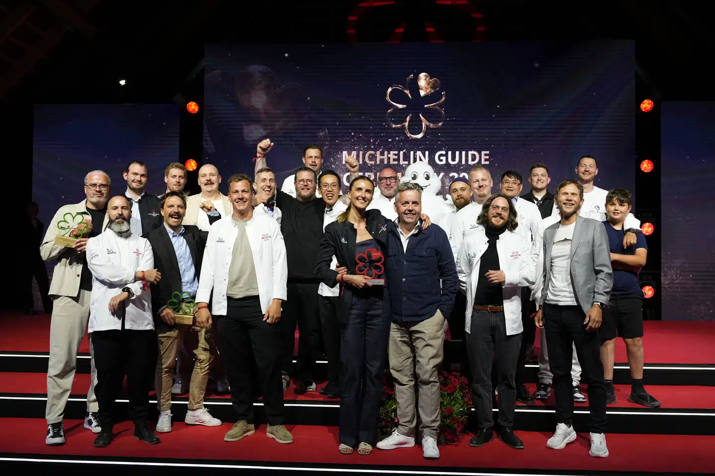 De årlige Michelin-stjerner er blevet uddelt, og flere nye restauranter har modtaget stjerner.