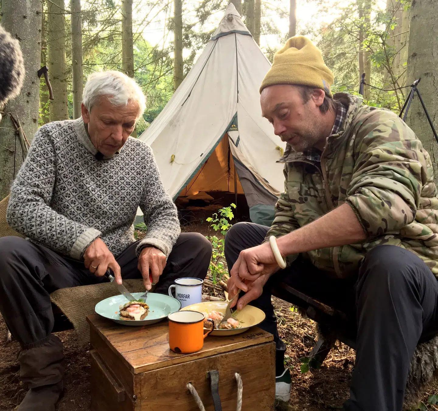 Naturjægeren Jørgen Skouboe stopper i det populære DR-program 'Nak & Æd' efter 15 år, og derfor søger man nu efter en ny makker til kokken Nikolaj Kirk. Foto: DR