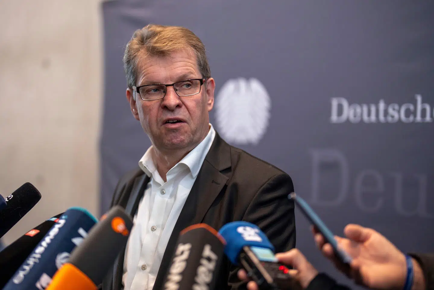 »Man kan ikke besejre Rusland militært. Man er nødt til også at finde forståelse med lande, hvis værdier man slet ikke deler,« siger udenrigspolitiker Ralf Stegner til flere medier. Arkivfoto: Michael Kappeler