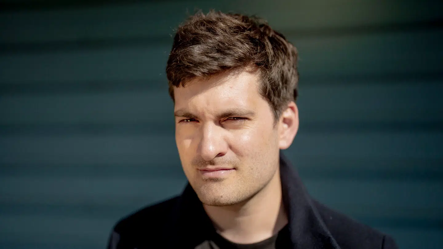 »Det materiale her viser jo, at TikTok bliver brugt som en online læreanstalt i islamisk vækkelse,« siger Socialdemokratiets udlændingeordfører, Frederik Vad.