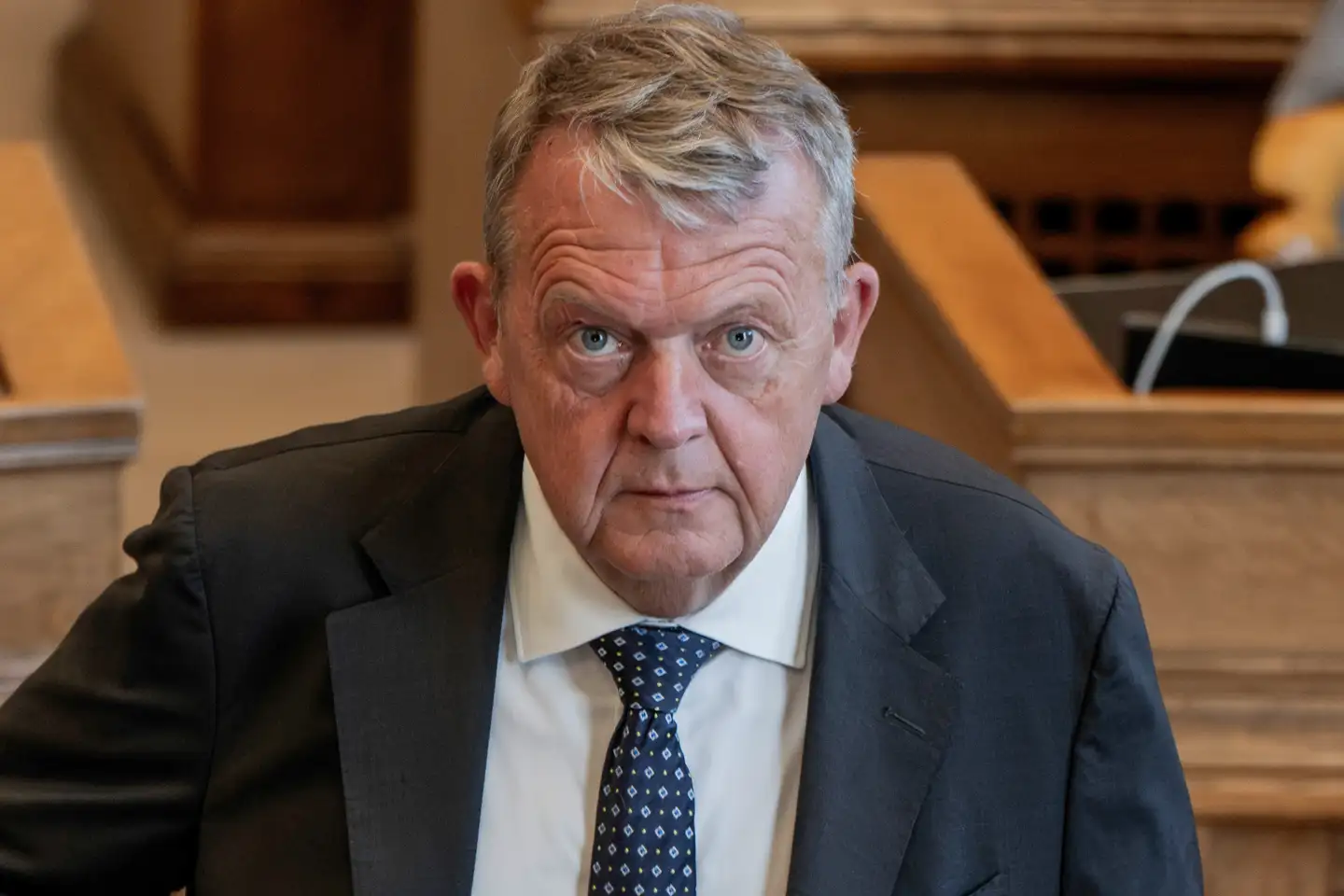 Lars Løkke Rasmussen er kommet i modvind, efter at det er kommet frem, at Moderaterne forsøgte at købe både Mike Fonsecas og Jon Stephensens mandater. Nu blotter et notat, hvordan partiet samler penge ind.