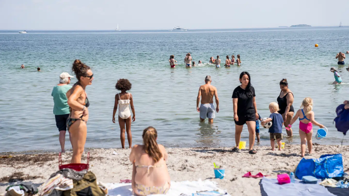 Syv steder i landet kan de badelystne glade sig over badevand på 20 grader.