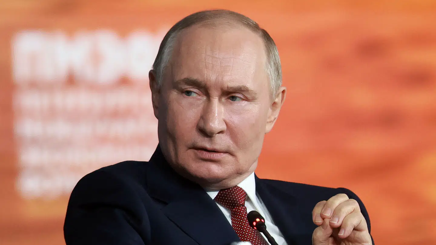 Vladimir Putin til fredagens forum.