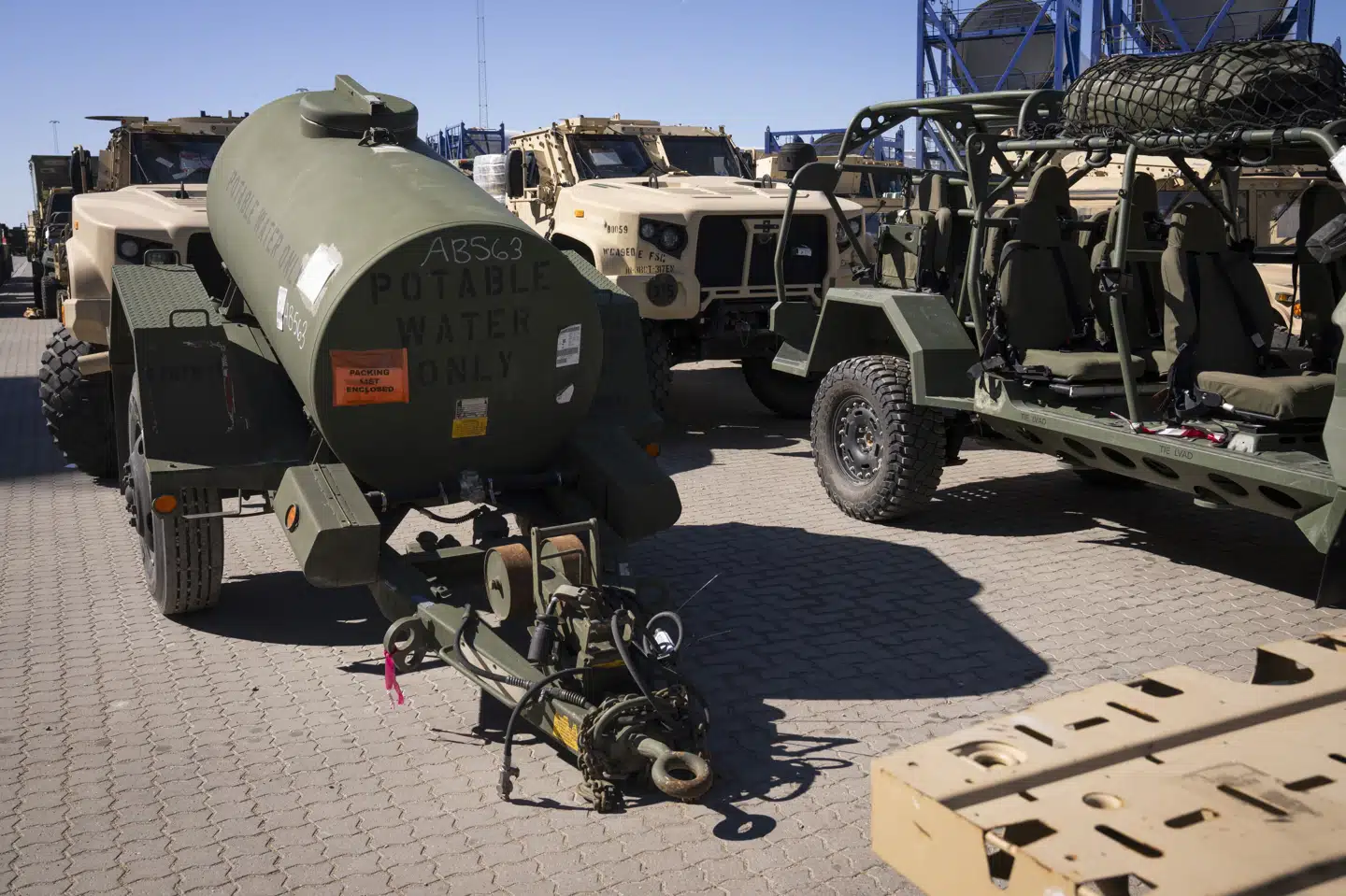 Esbjerg Havn er blevet et af Danmarks militære knudepunkter, hvor USA og andre allierede kan få fragtet militært udstyr til, inden det sendes videre. Denne gang oprettes der et militært område på havnen frem til 16. juli. (Arkivfoto).