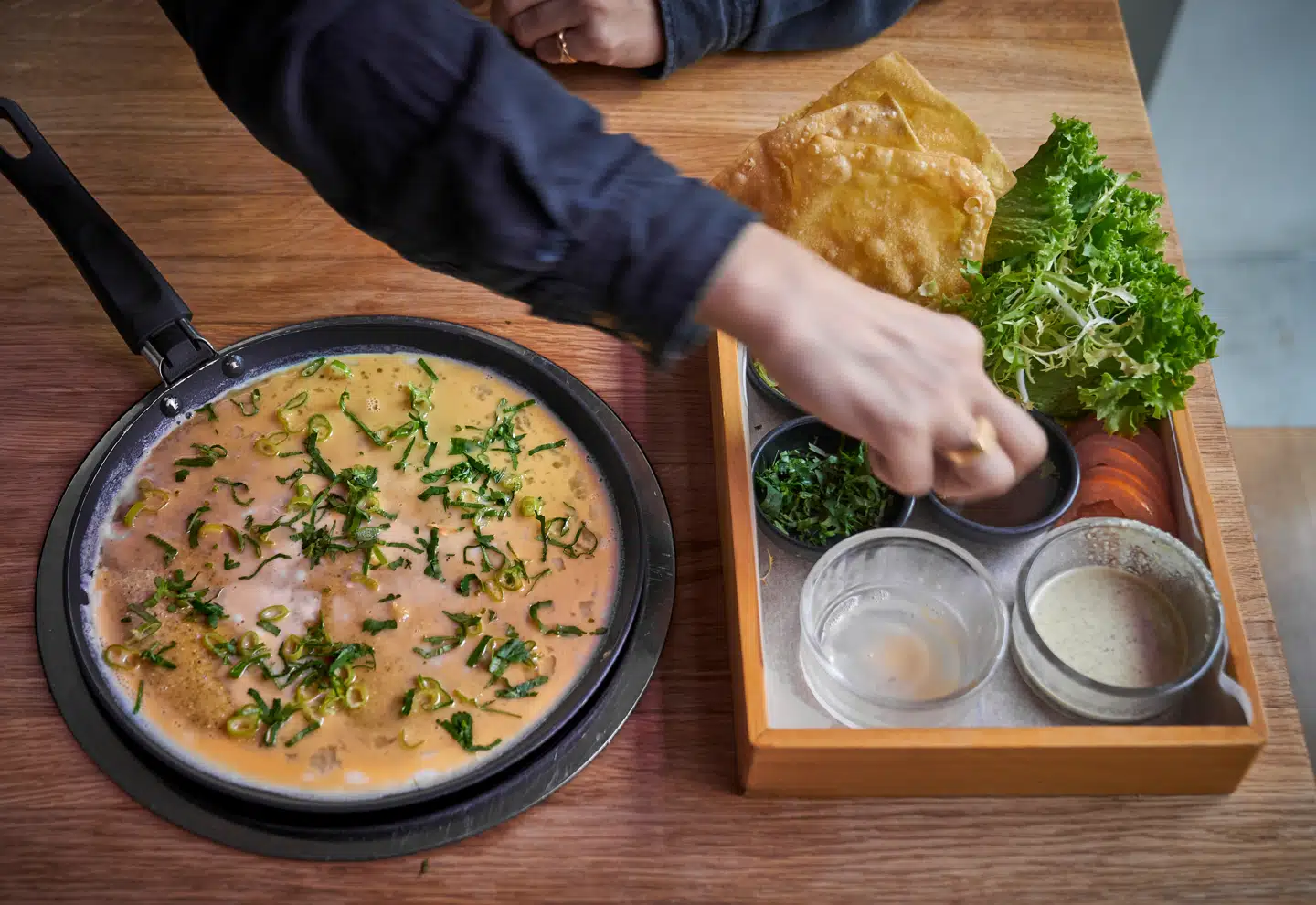 Kinesisk så fuglene synger.