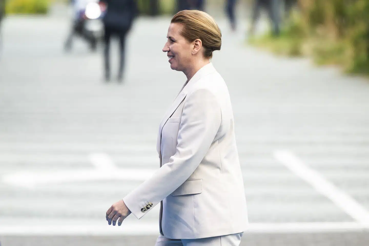 Nato-landene bliver enige om nyt Nato-mål på fem procent. Men den flotte erklæring er ikke nok, mener Mette Frederiksen. Hun ønsker målet på 3,5 procent for direkte investeringer i forsvar indfriet inden 2030.