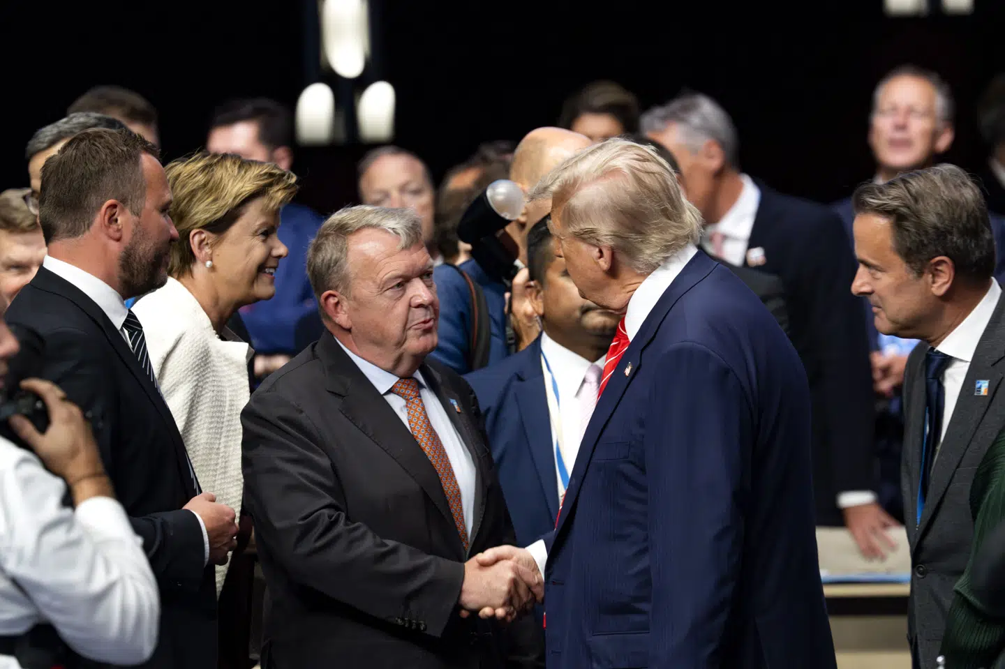 Udenrigsminister Lars Løkke Rasmussen (M) har hilst på USA's præsident, Donald Trump, ved flere lejligheder. Onsdag mødtes de igen.