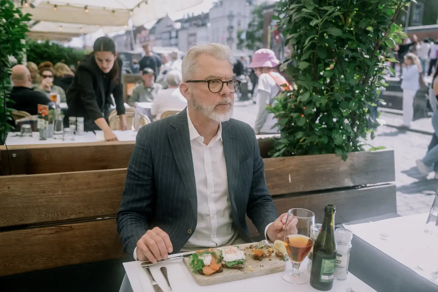 Det må aldrig blive trivielt at spise kaviar, skriver Søren Frank i denne udgave af »God smag«.