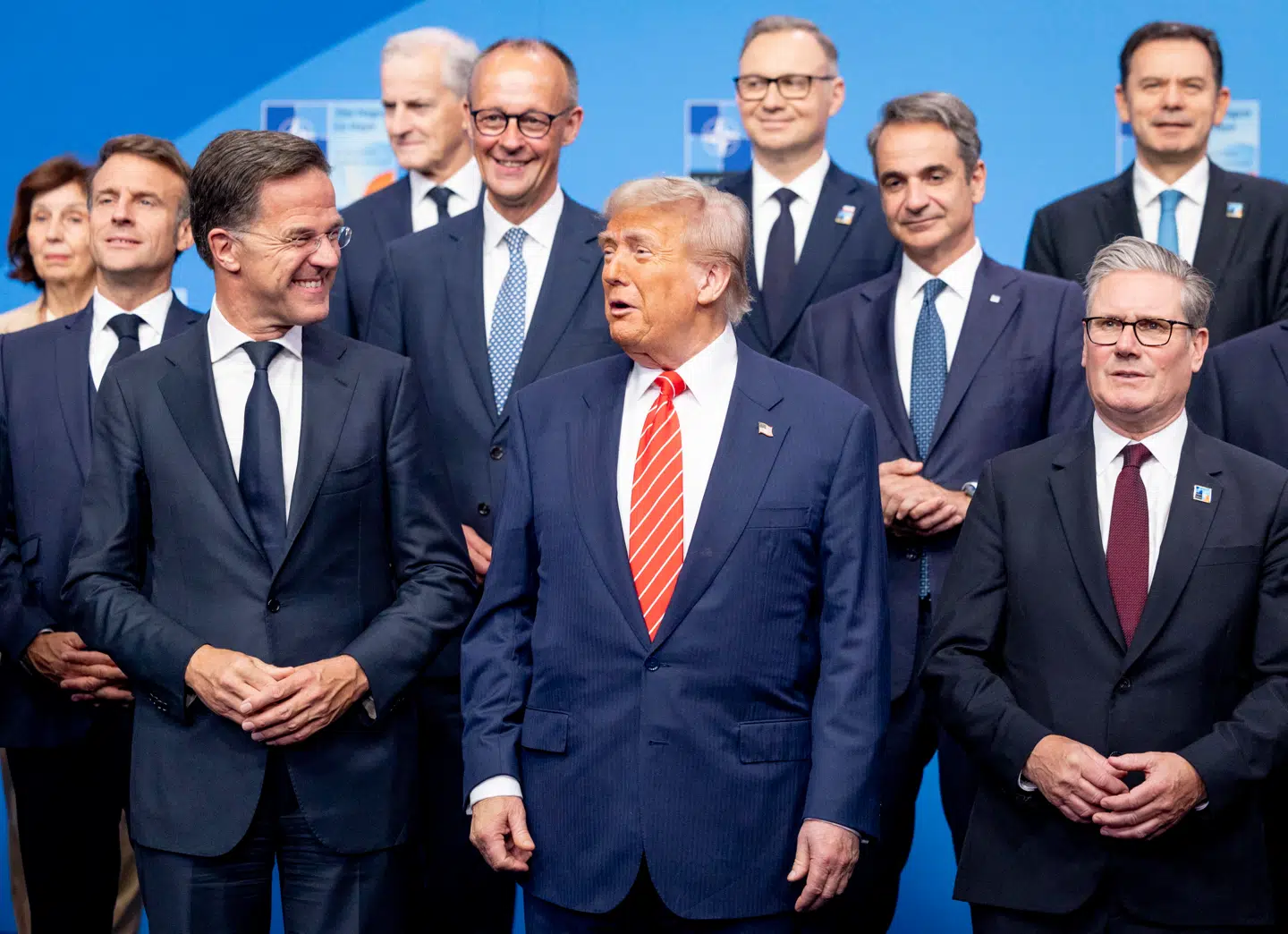 Trump så ikke specielt overrasket ud, da han erklærede, at han var overrasket over, at NATO-landene blev enige om at bruge fem procent af deres bnp på forsvar, beredskab, infrastruktur og forsvarsindustri.