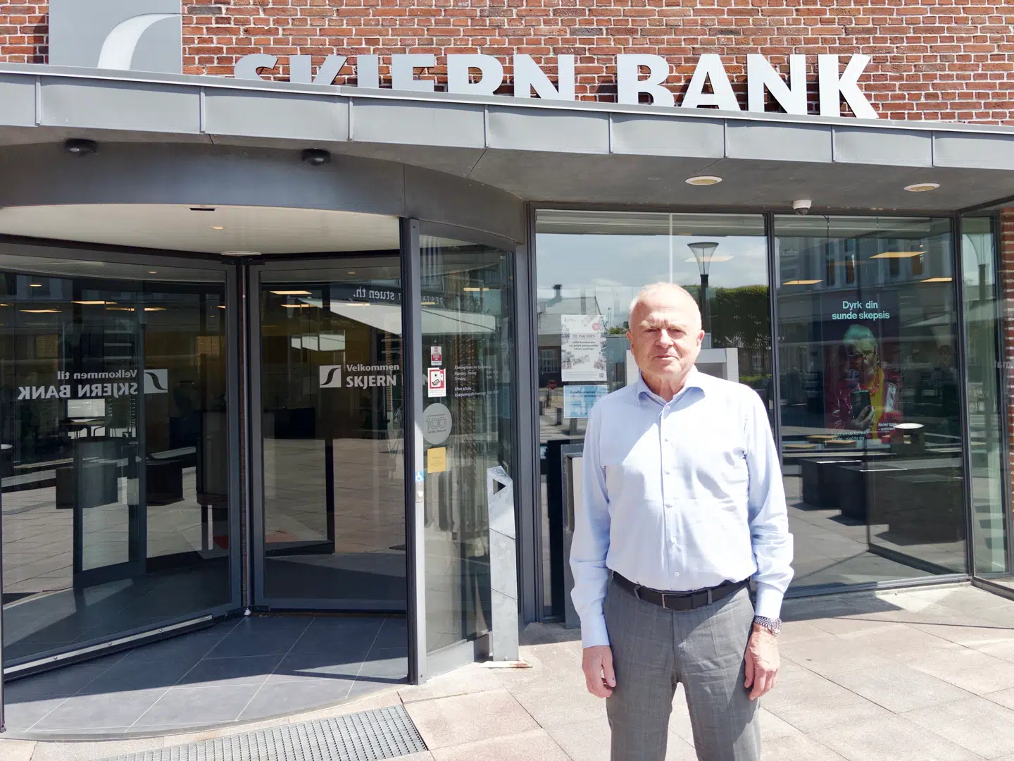 Per Munck har været adm. direktør i Skjern Bank siden 1999. Han har været igennem en finanskrise, men også indtjeningsopturen under de høje renter, som mange banker i Danmark har oplevet.