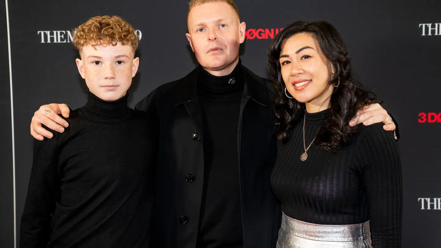 Niels Brandt med sin hustru Dina og søn Arthur.