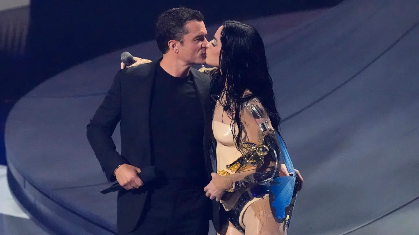 Forholdet mellen Orlando Bloom og Katy Perry er slut efter næsten 10 år, hvis man skal tro en kilde tæt på parret. Her ses de ved MTV Video Music Awards i september 2024.