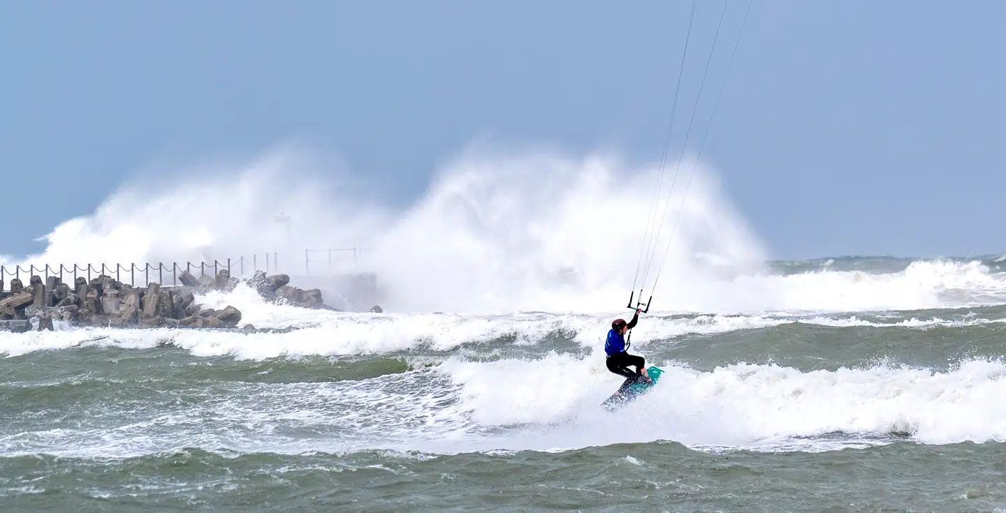 Hvor skal man som kulturelt kræsen turist tage hen i pauserne fra de mange tyskere på egnens verdensberømte badestrande? Søren Schauser guider til Vestjylland.