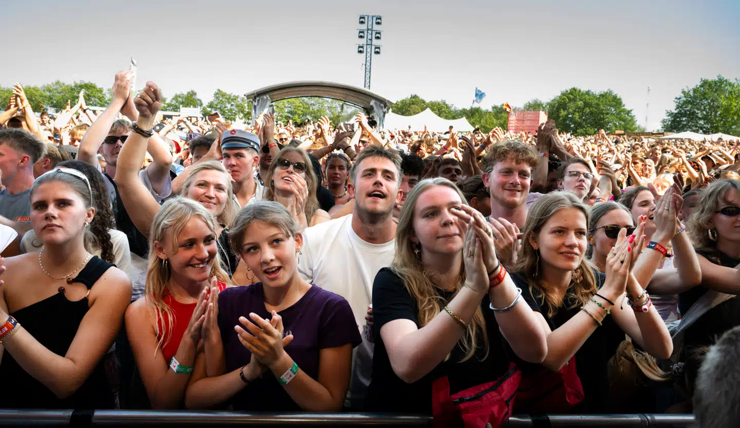 Publikum til koncert søndag på årets Roskilde Festival, der varer frem til på lørdag.