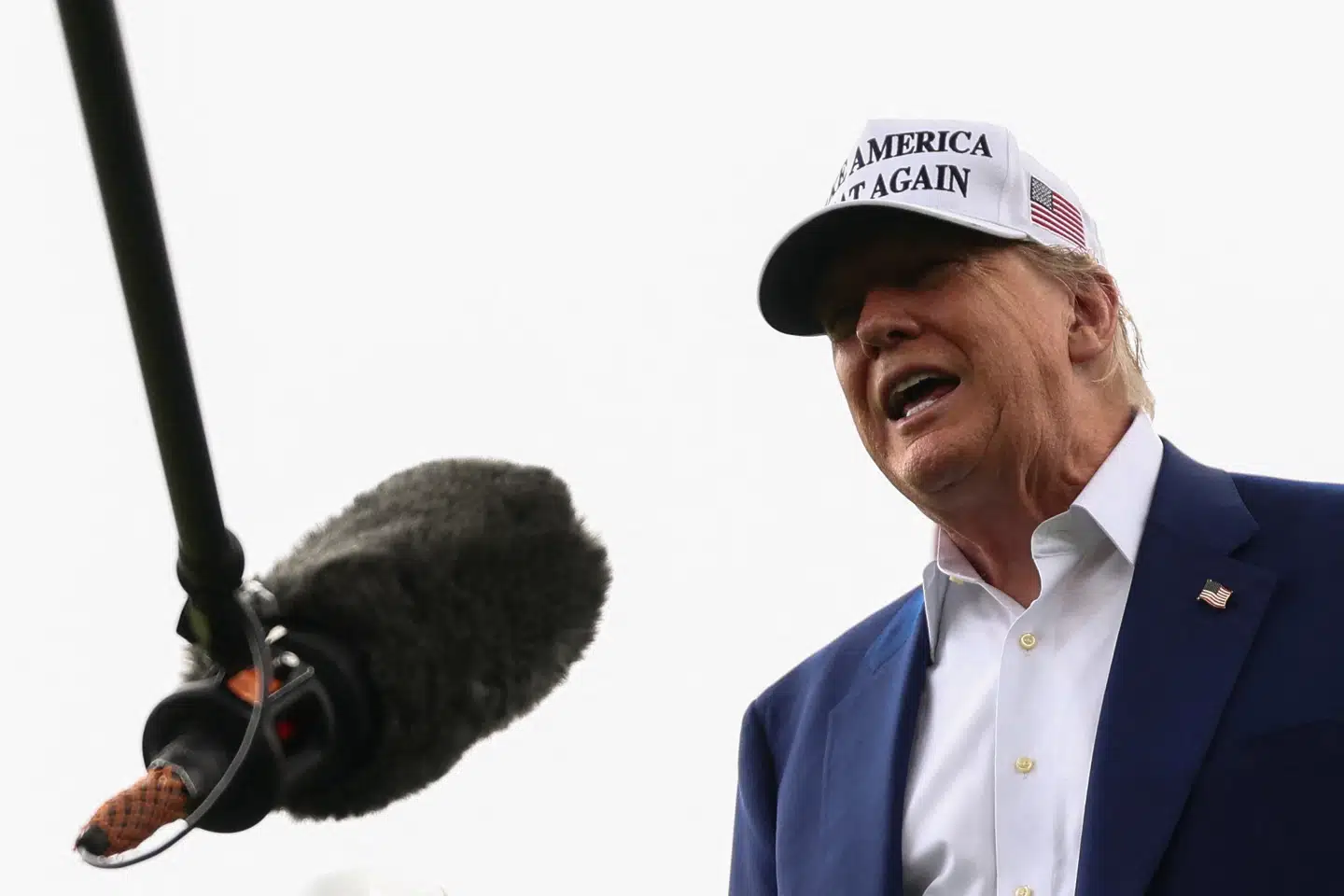 Donald Trump har givet flere handelspartnere en deadline: Indgå en aftale inden 9. april eller få høje toldsatser.