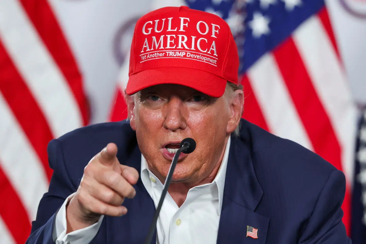 Tirsdag lykkedes det for Donald Trump. Hans kæmpe lovpakke klarede sig igennem Senatet efter en mange timers forhandling. I sidste ende måtte J.D. Vance træde til.