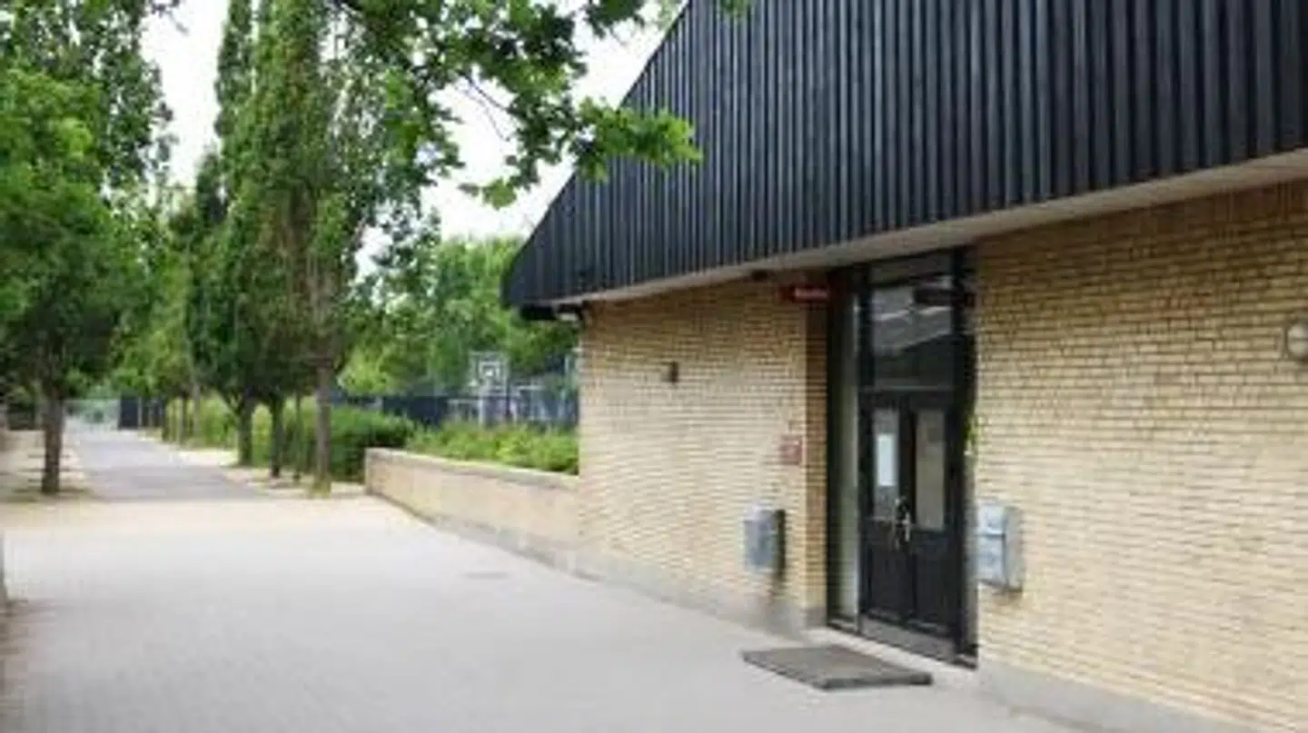 Egelundskolen ligger i Albertslund på den københavnske vestegn.