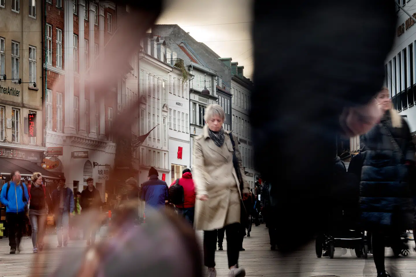 »Vi skal have øje for, at seniorer både passer børnebørn, deres forældre, og ofte også et arbejde – og at det er de grå helte, der får store dele af byens hamsterhjul til at køre rundt,« skriver Ane Storm. Arkivfoto: Linda Kastrup.