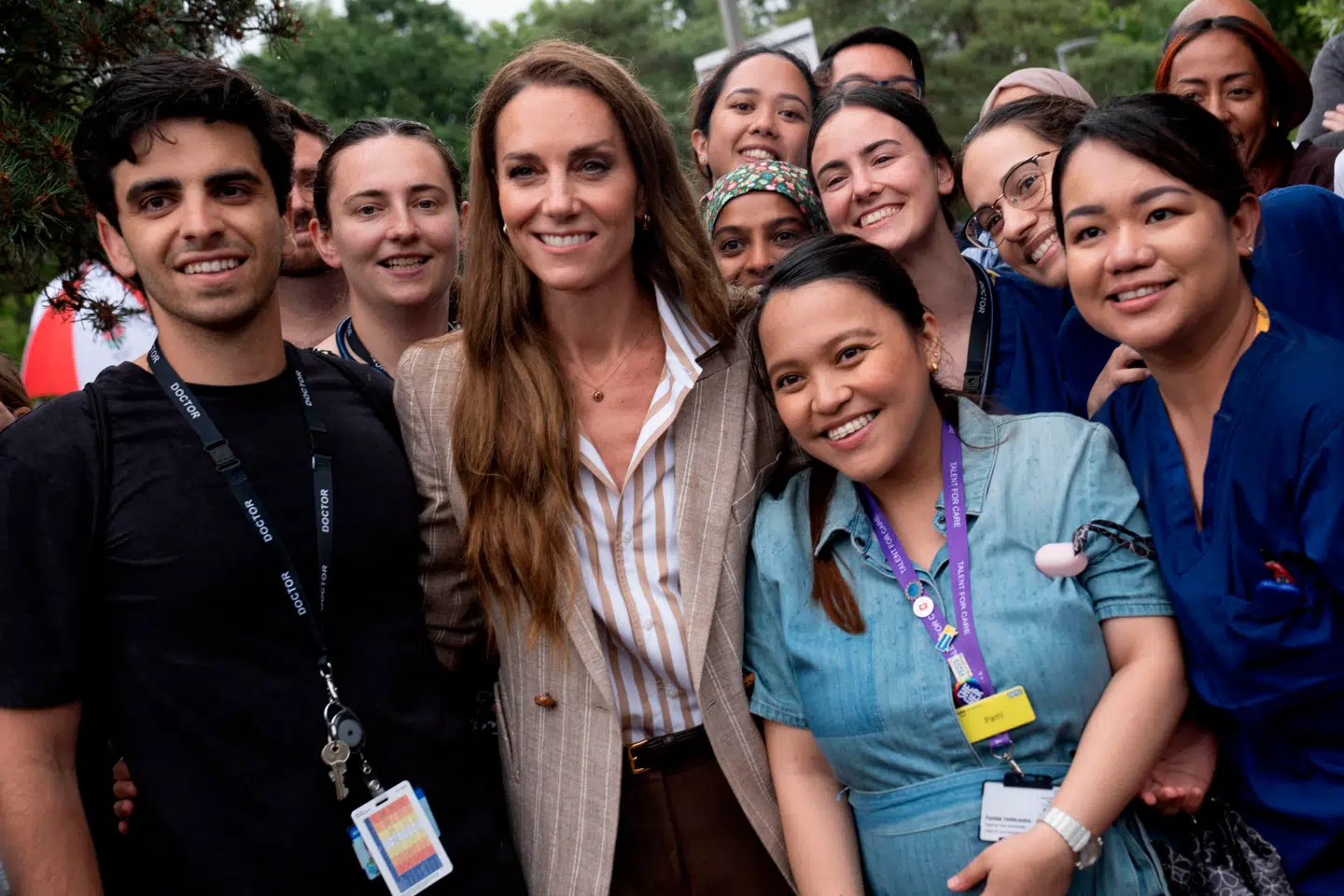 Her ses den 43-årige prinsesse under besøget ved hospitalet tirsdag.