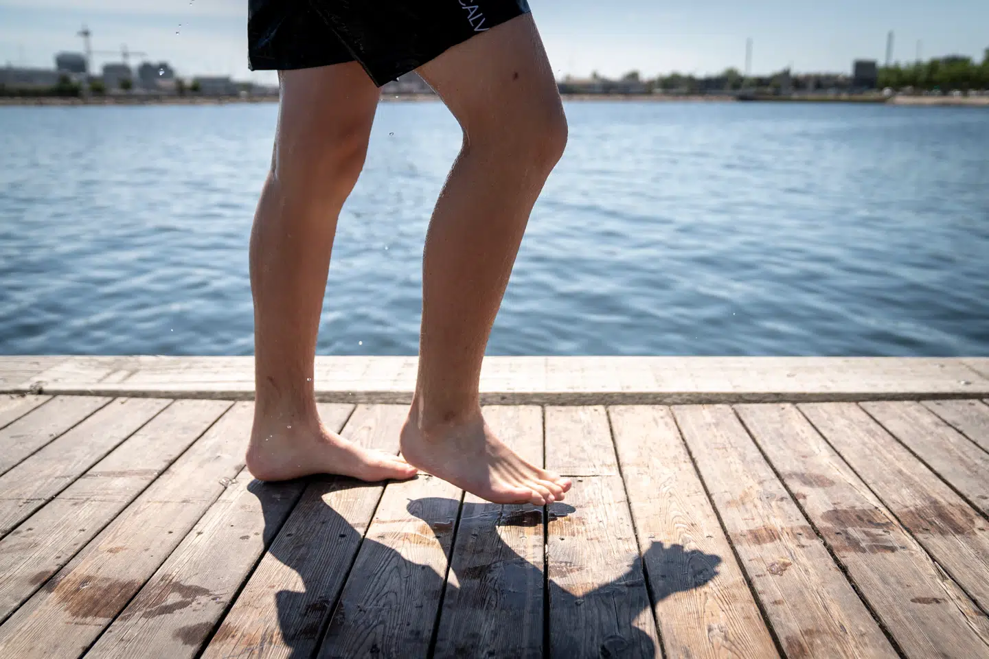 Man kan træne væsentligt mindre og nøjes med at lave to simple øvelser for at holde sig i gang i ferien - uden at miste formen.