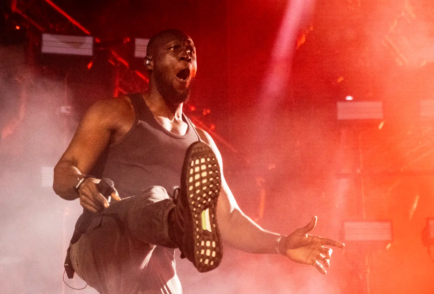 Stormzy spiller på Orange Scene på Roskilde Festival torsdag den 3. juli 2025.. (Foto: Helle Arensbak/Ritzau Scanpix)
