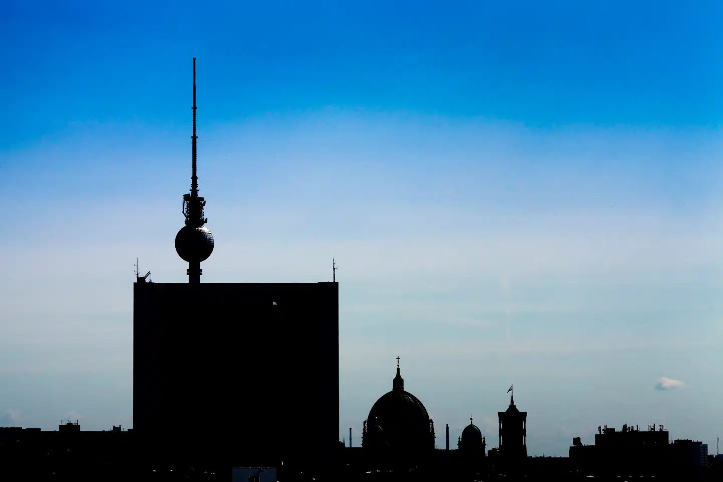 Tyskland er et af de steder i Europa, hvor de unges tillid til demokratiet stadig er størst.