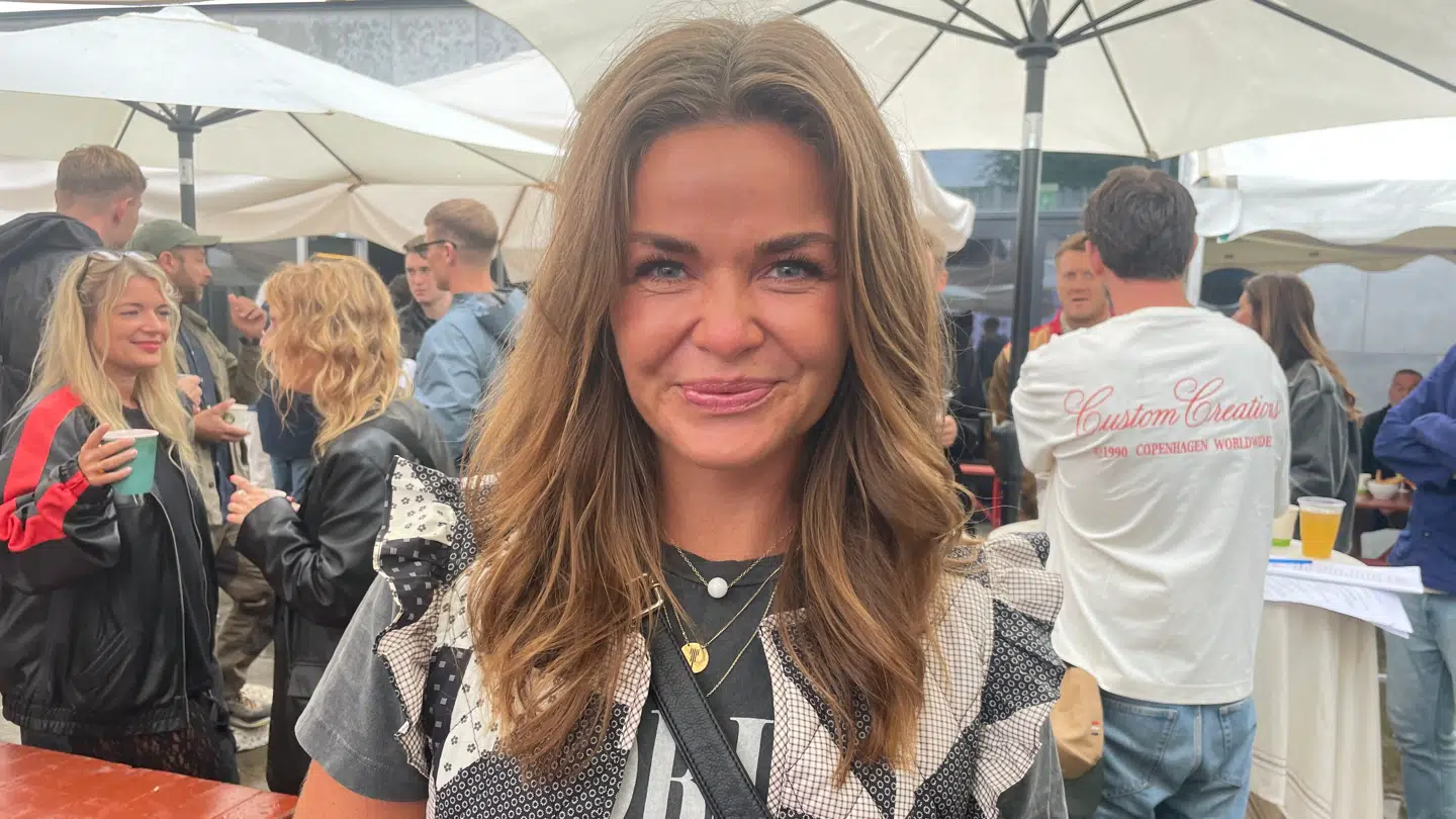 B.T. møder Ditte Julie Jensen til lørdagens traditionsrige Røde Kors Klub 100-velgørenhedsevent under Roskilde Festival. Foto: Lykke Buhl