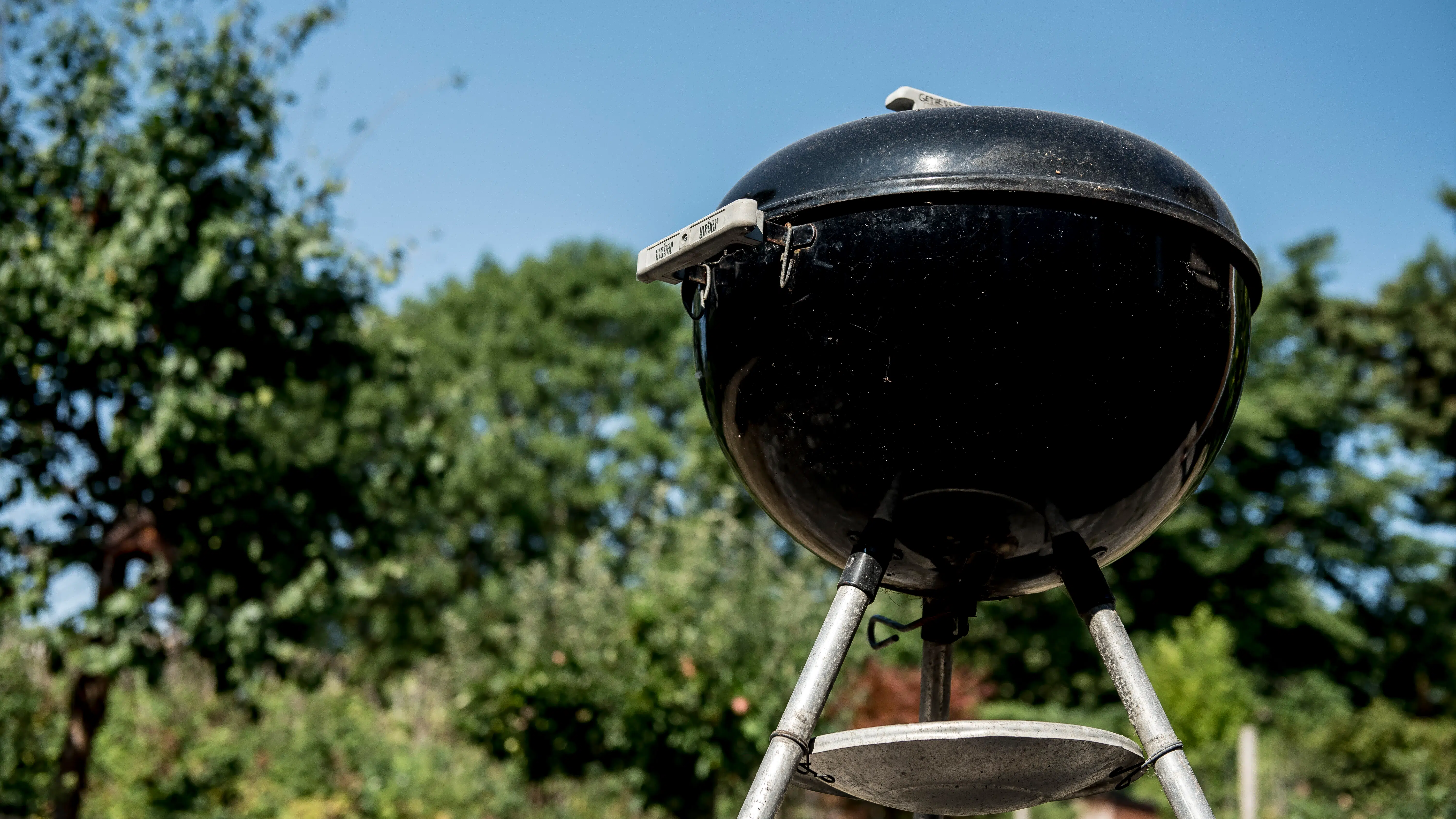 Nu kommer grillvejret: Her er kokkens bedste råd