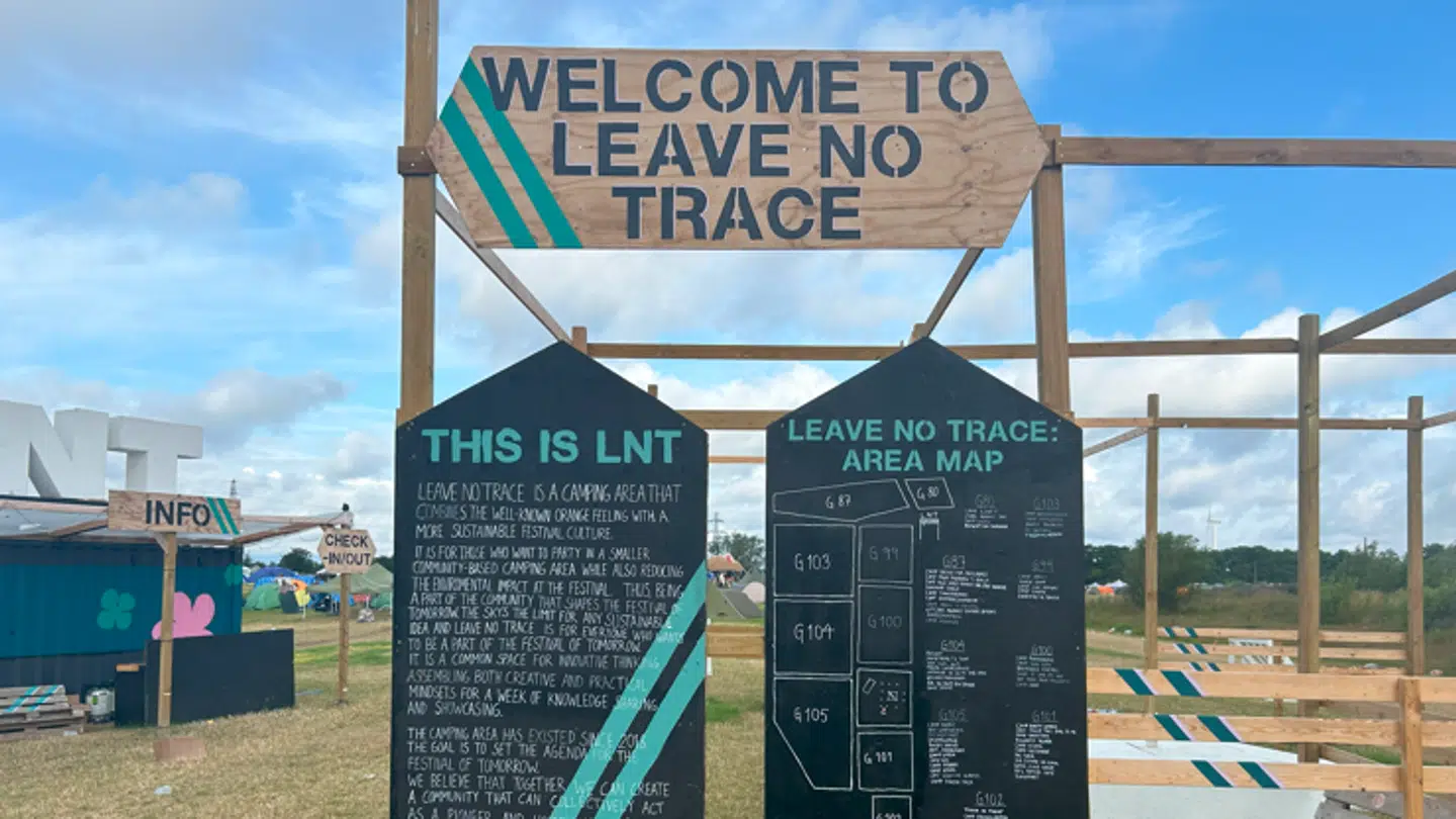 Roskilde Festival har i mange år forgæves forsøgt at få deres gæster til at rydde op.