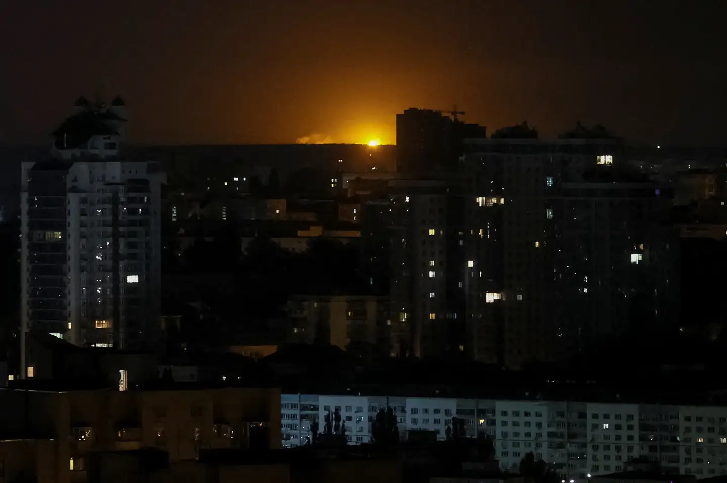 Natten til søndag har Rusland udført et droneangreb i Kyiv. Få seneste nyt om krigen her.