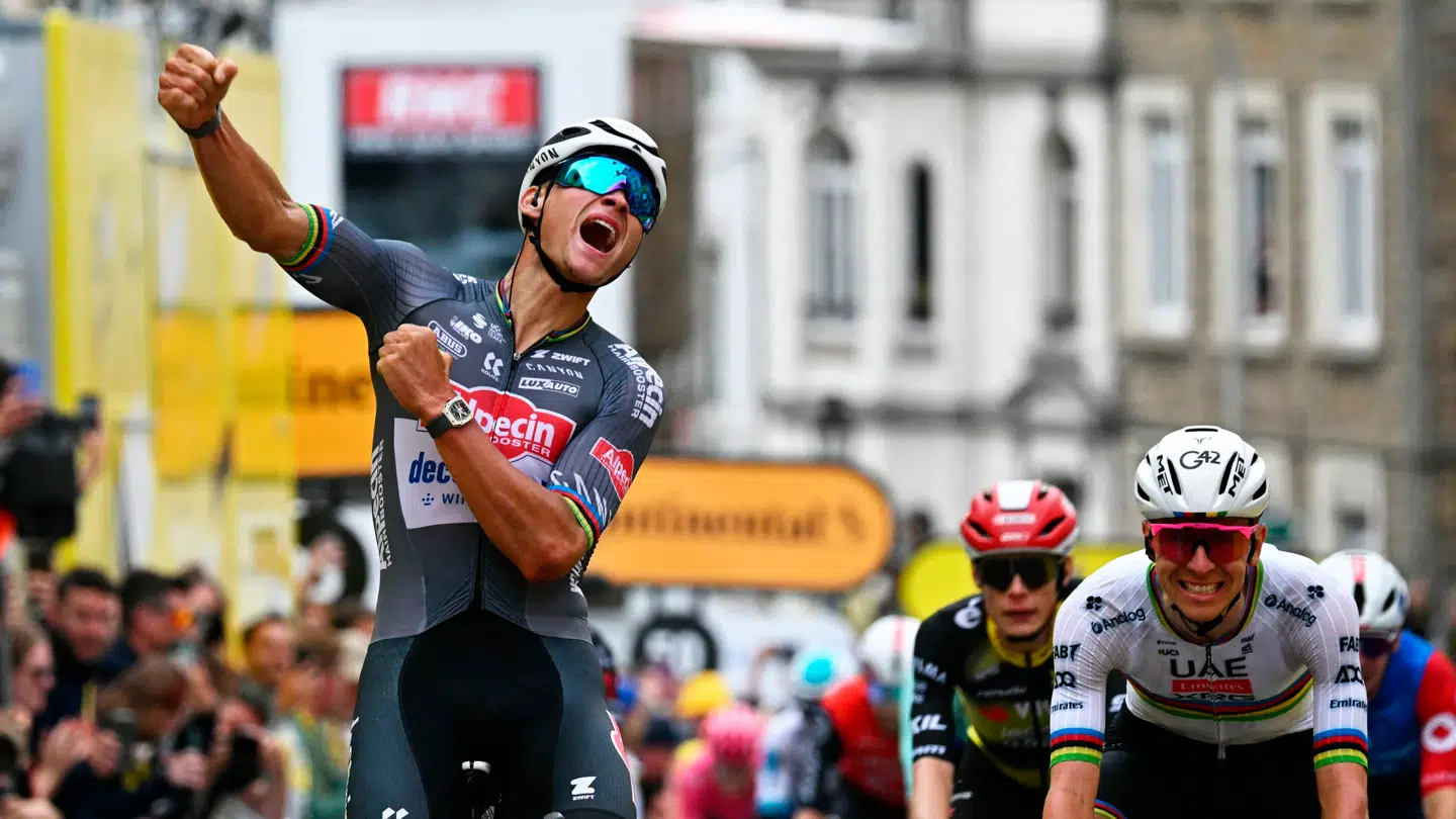 Mathieu van der Poel blev efterfulgt at Tadej Pogacar og Jonas Vingegaard.