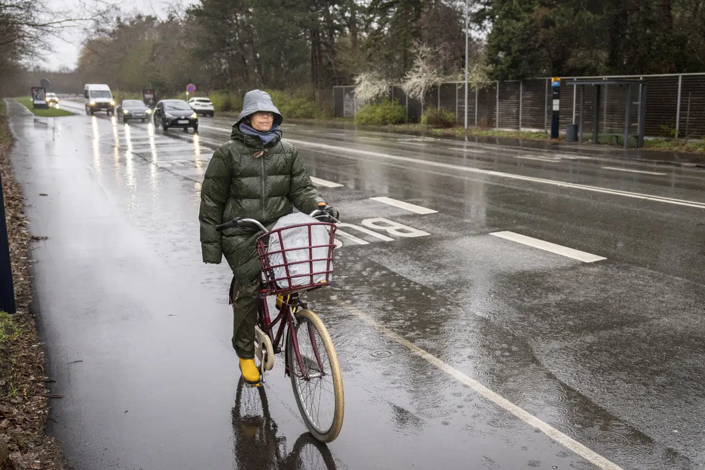 Der kan frem til mandag middag komme kraftig regn og lokale skybrud i forbindelse med en frontbølge, der bevæger sig ind over Danmark sydfra. (Arkivfoto).