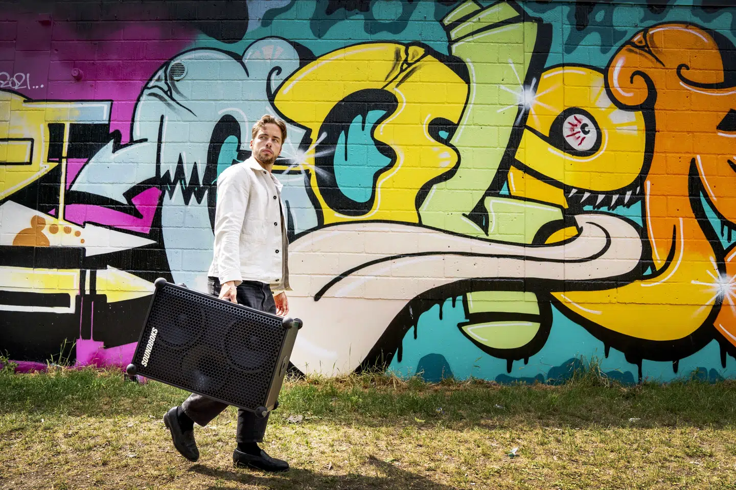 Administrerende direktør og medstifter af Soundboks Jesper Theil Thomsen med en af de batteridrevne højttalere, der nu har været på markedet i 10 år. (Arkivfoto).