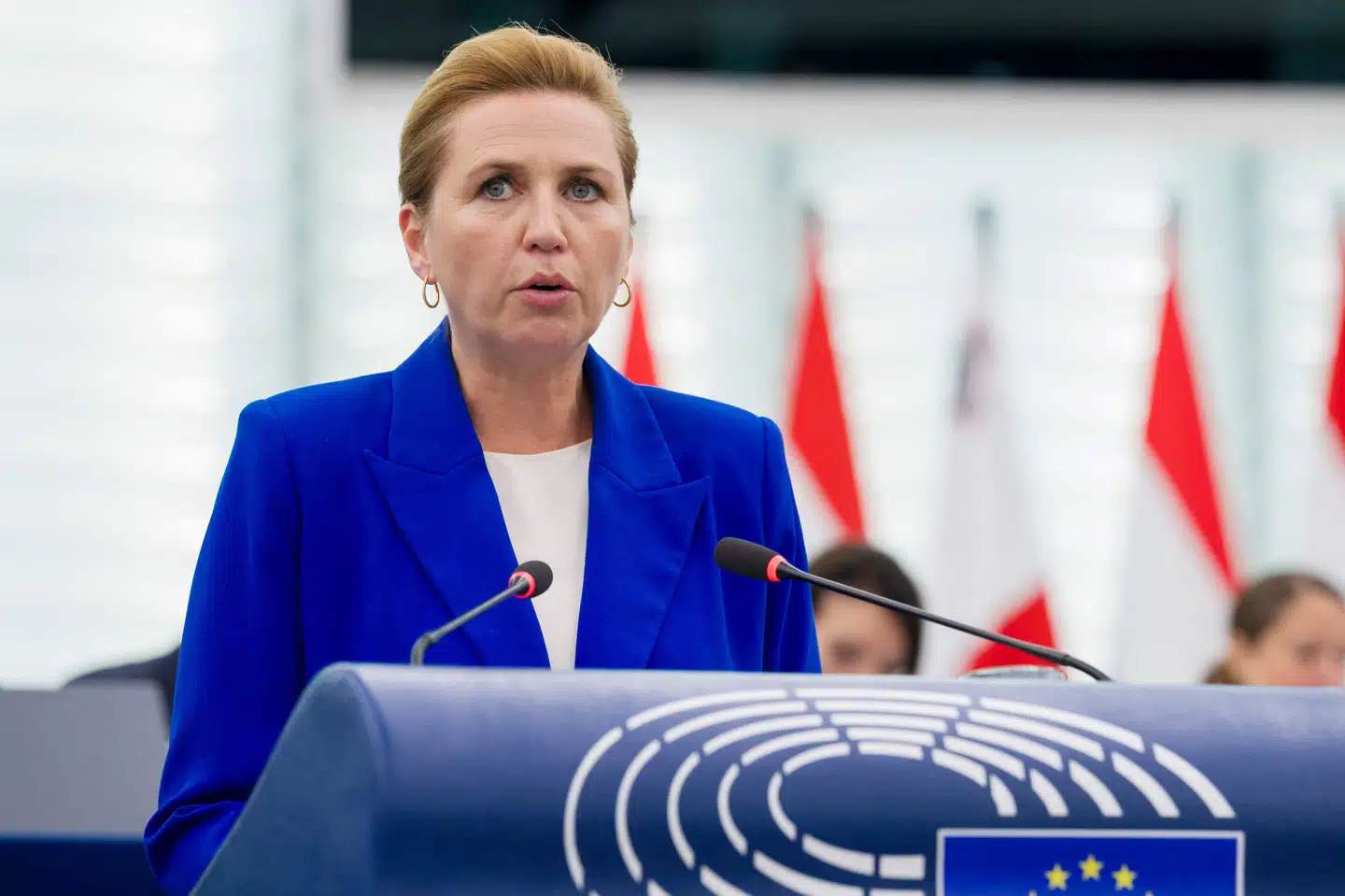 Statsminister Mette Frederiksen (S) er tirsdag i Strasbourg for at præsentere det danske EU-formandskabs prioriteter for EU-Parlamentet. Her hylder hun EU.