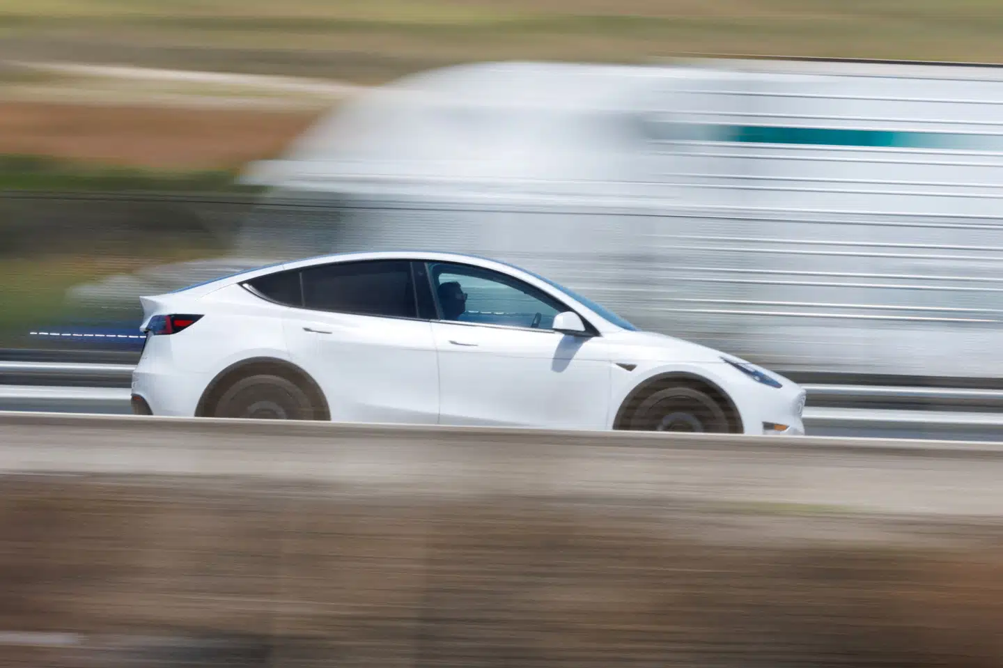 Ifølge FDM har der været adskillige tilfælde af væsentligt slør i baghjulsophæng og i ratstammen i Teslas Model Y (på billedet). (Arkivfoto).