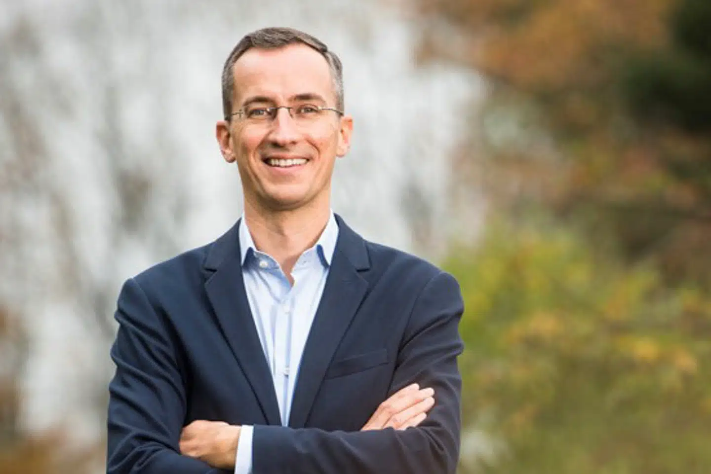 Pierre-Édouard Stérin bruger millioner af euro på at fremme en højrenational overtagelse af regeringsmagten i Frankrig. Nu efterforskes det, om han har givet ulovlige lån til Marine Le Pens Rassemblement National. Foto: Wikimedia Commons