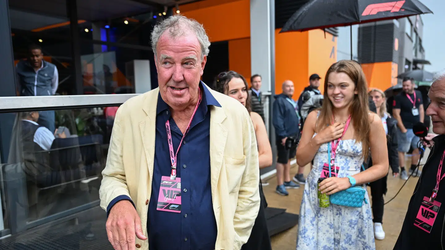 Jeremy Clarkson mødte og talte med Christian Horner til Storbritanniens Formel 1-grandprix.