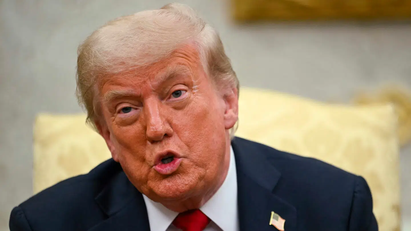 USAs præsident, Donald Trump, siger mandag, at USA har indgået aftale om at sende våben til Ukraine.