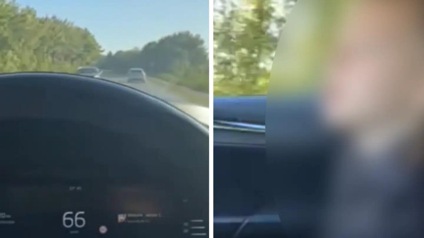 Taxachaufføren filmede drengen med sin telefon, mens han kørte bilen. Herefter delte han det på Snapchat.