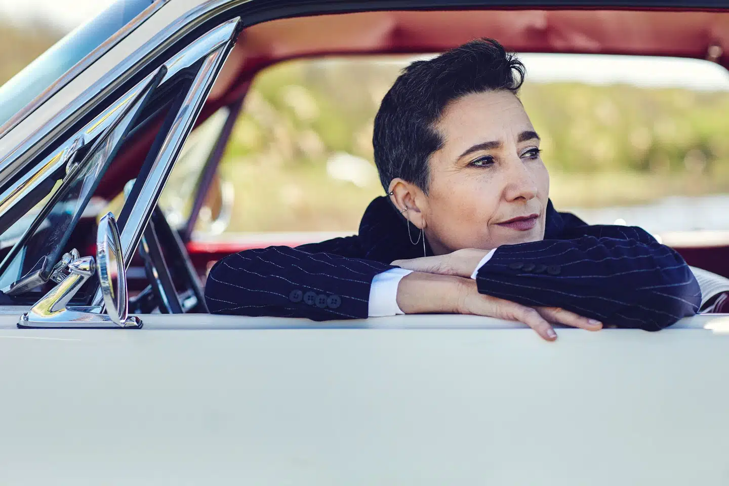 »Jeg er selv storforbruger af kultur og glæder mig tit over avisernes litteratur-, film-, tv- og teateranmeldelser, der åbner mine øjne for nyt og ukendt, mens jeg savner en lige så dedikeret musikdækning,« skriver musiker Trinelise Væring i denne kommentar.