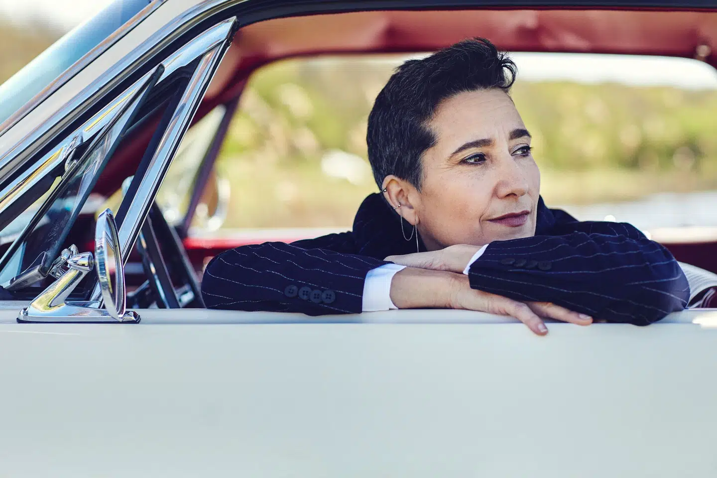 »Jeg er selv storforbruger af kultur og glæder mig tit over avisernes litteratur-, film-, tv- og teateranmeldelser, der åbner mine øjne for nyt og ukendt, mens jeg savner en lige så dedikeret musikdækning,« skriver musiker Trinelise Væring i denne kommentar.