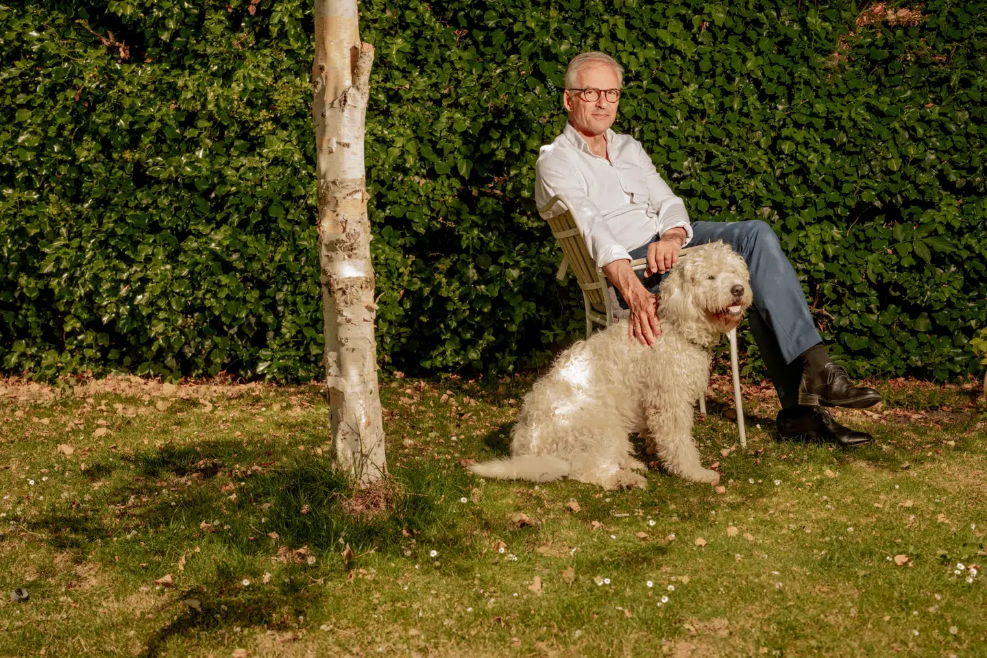 Gennem sit mangeårige virke som sognepræst er Michael Brautsch jævnligt blevet opsøgt af helt unge. De har gerne villet tale med ham ‘om noget,’ som de formulerer det. »Nogle indleder med at sige: 'Hej, det kan godt være, du ikke kan huske mig, men du konfirmerede mig for syv år siden, og nu vil jeg lige høre, om jeg måske kunne komme forbi og tale med dig – om noget?'«