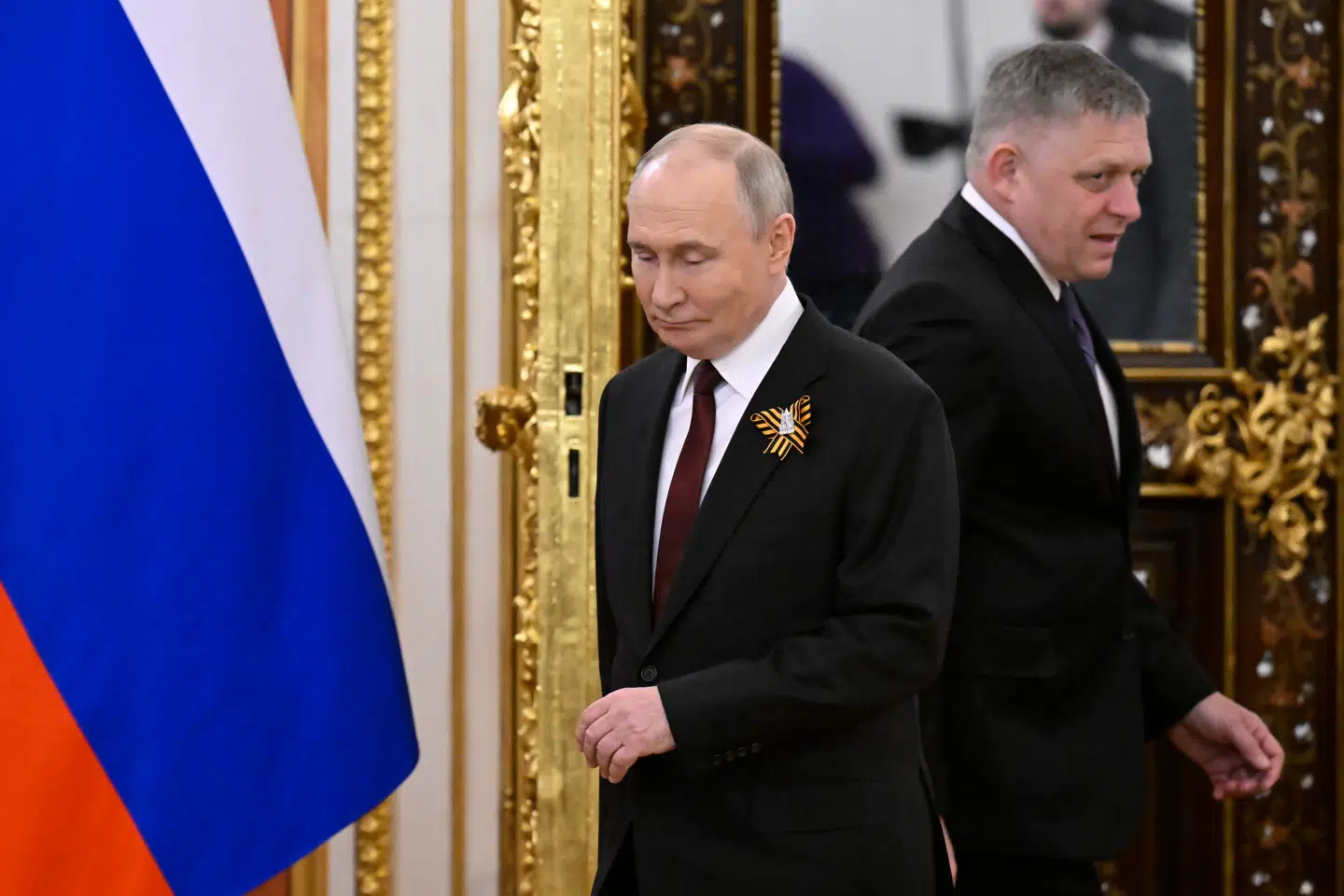 Robert Fico ses her sammen med Vladimir Putin. Slovakiets leder bakker ikke op om EUs linje over for Rusland, og han blokerer nu i stigende grad for EUs tiltag mod landet.