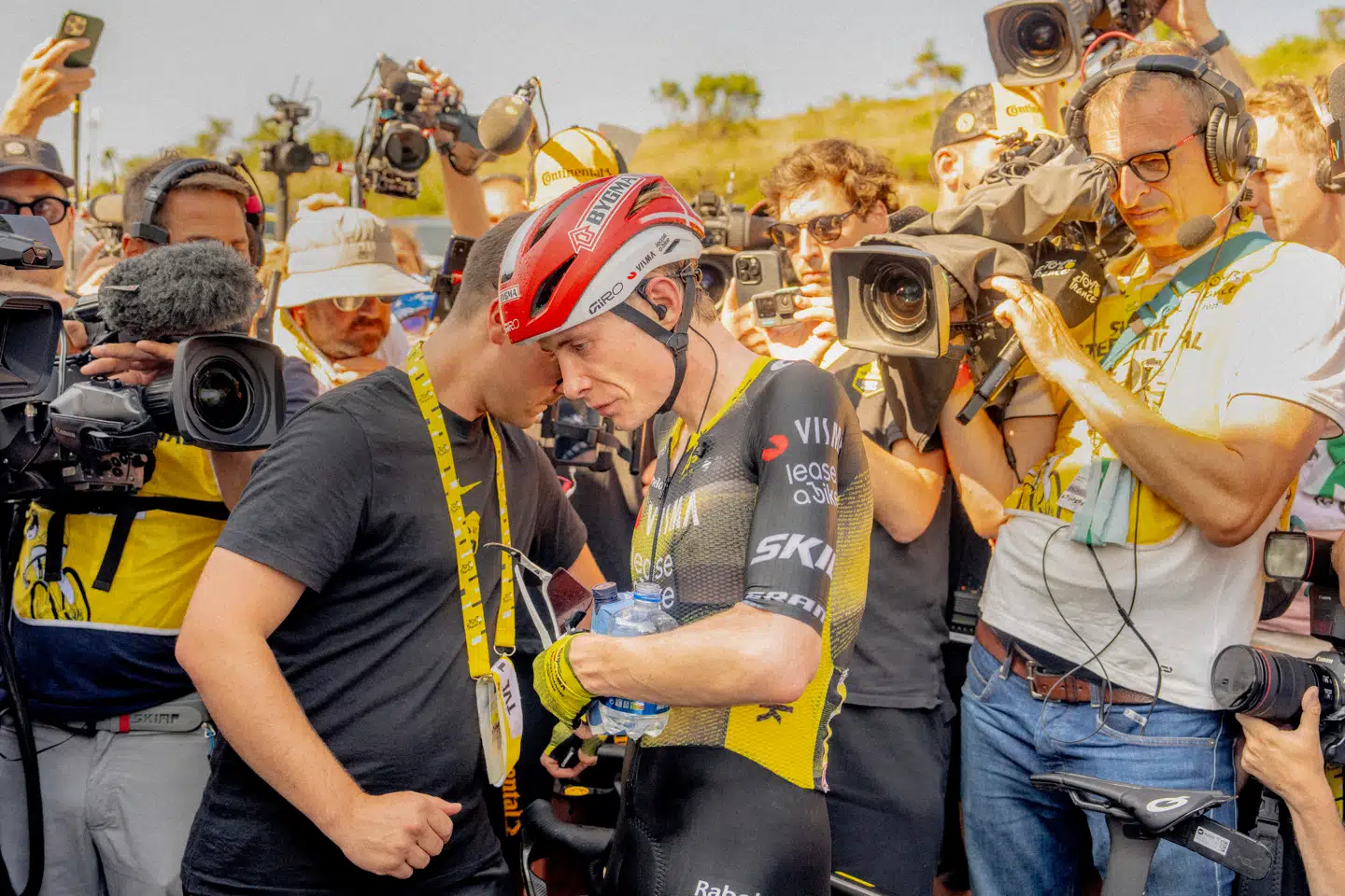 12. etape af Tour de France 2025. Jonas Vingegaard kørte sig i bund og tabte stadig over to minutter.