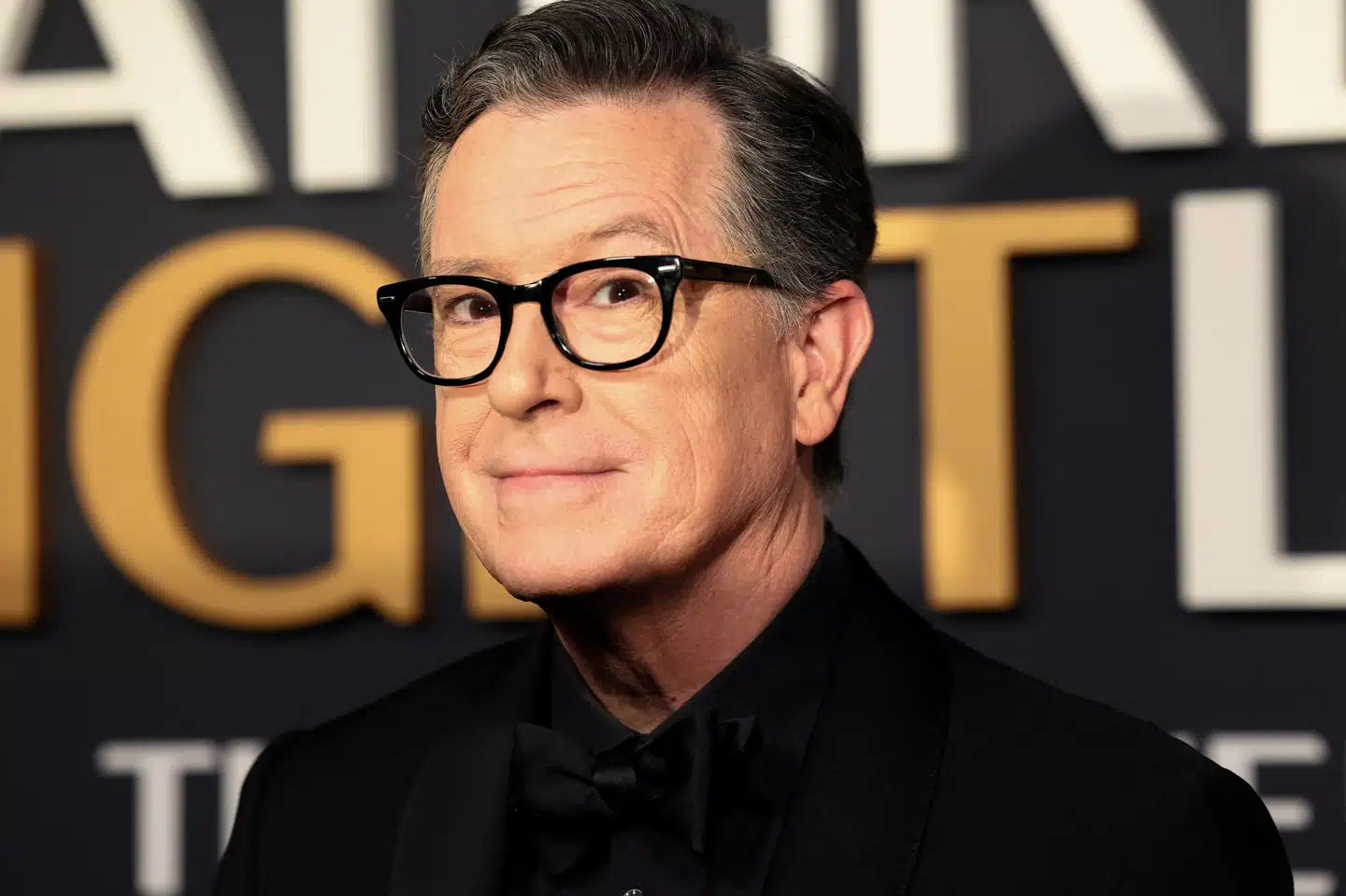 Talkshowvært Stephen Colbert melder torsdag, at "The Late Show With Stephen Colbert" stopper. Han fik selv beskeden onsdag, siger han. (Arkivfoto).