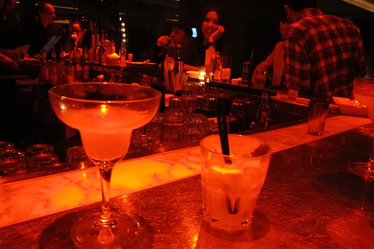 Hvis man har mistanke om, at der er puttet noget i drinken, eller bare vil være sikker, er der nu hjælp at hente. I hvert fald hvad angår et enkelt og frygtet stof.