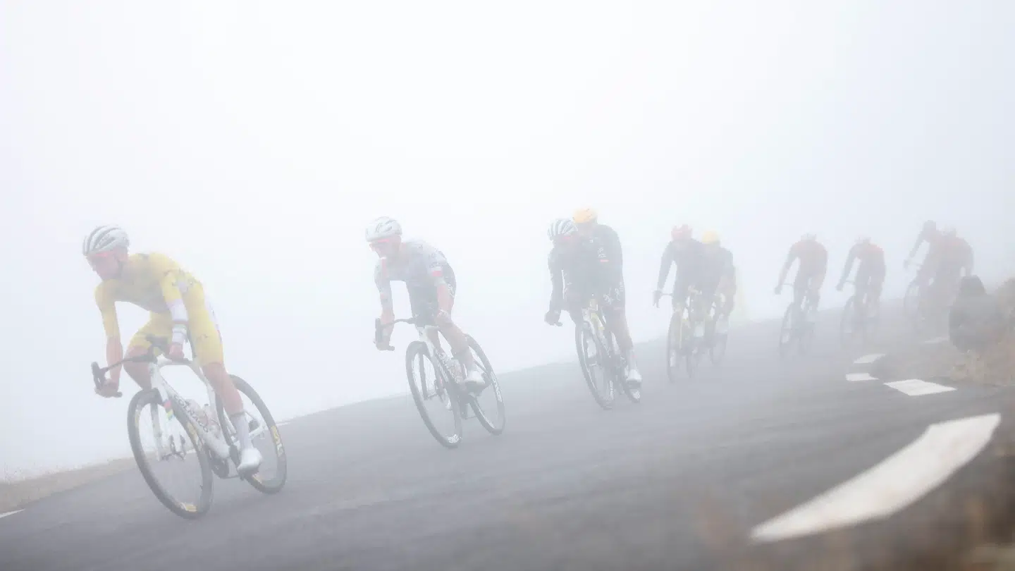Der var ekstremt tåget på vej ned ad Tourmalet.